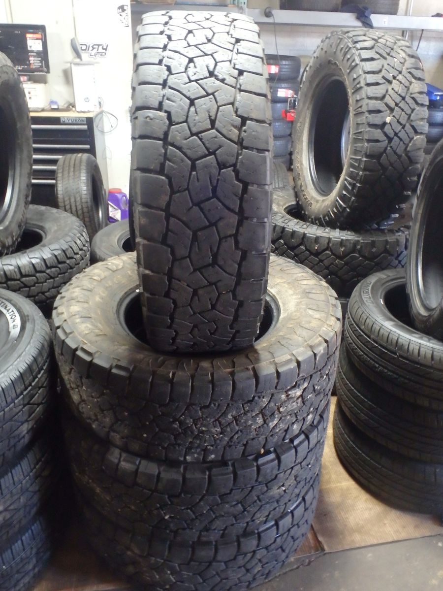 285/70R17 TOYO OPEN COUNTRY ALL TERRAIN SET OF USED TIRES