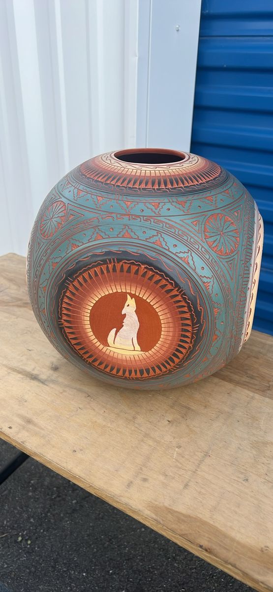 Native American Navajo Round Square Vase