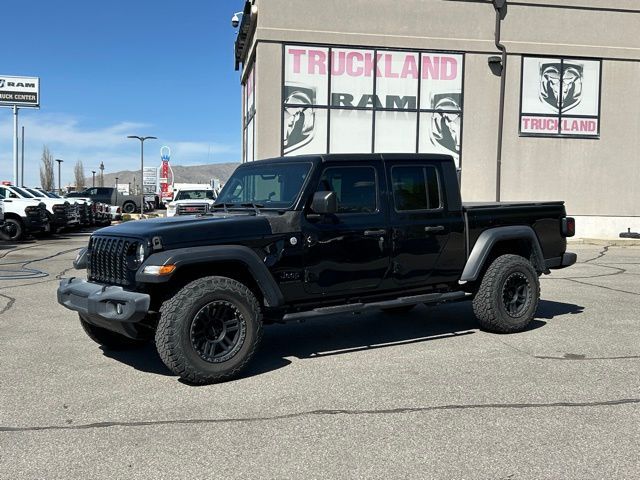 2020 Jeep Gladiator Sport