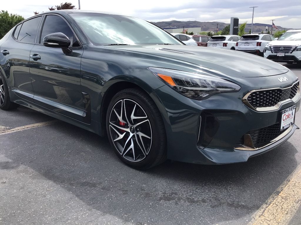 2023 Kia Stinger GT-Line