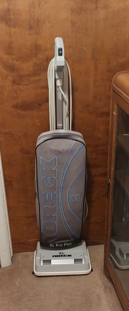 Oreck XL Pro Plus Vacuum Cleaner