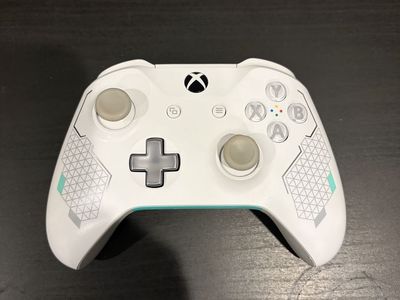 Xbox One Sport White Special Edition Wireless Controller *NO STICK DRIFT*