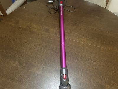 Dyson V7 Motorhead Cordless Stick Vacuum Cleaner - Used, Purple