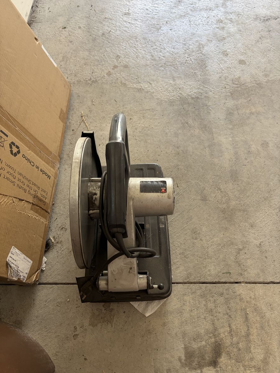 Tabletop circular saw