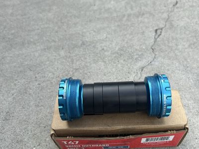 Wheels manufacturing Bottom Bracket