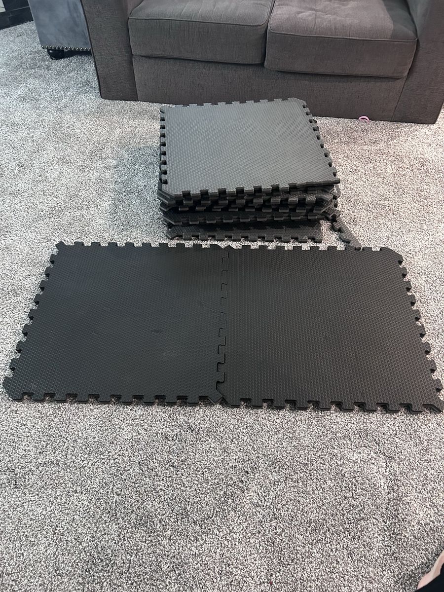 Workout floor padding