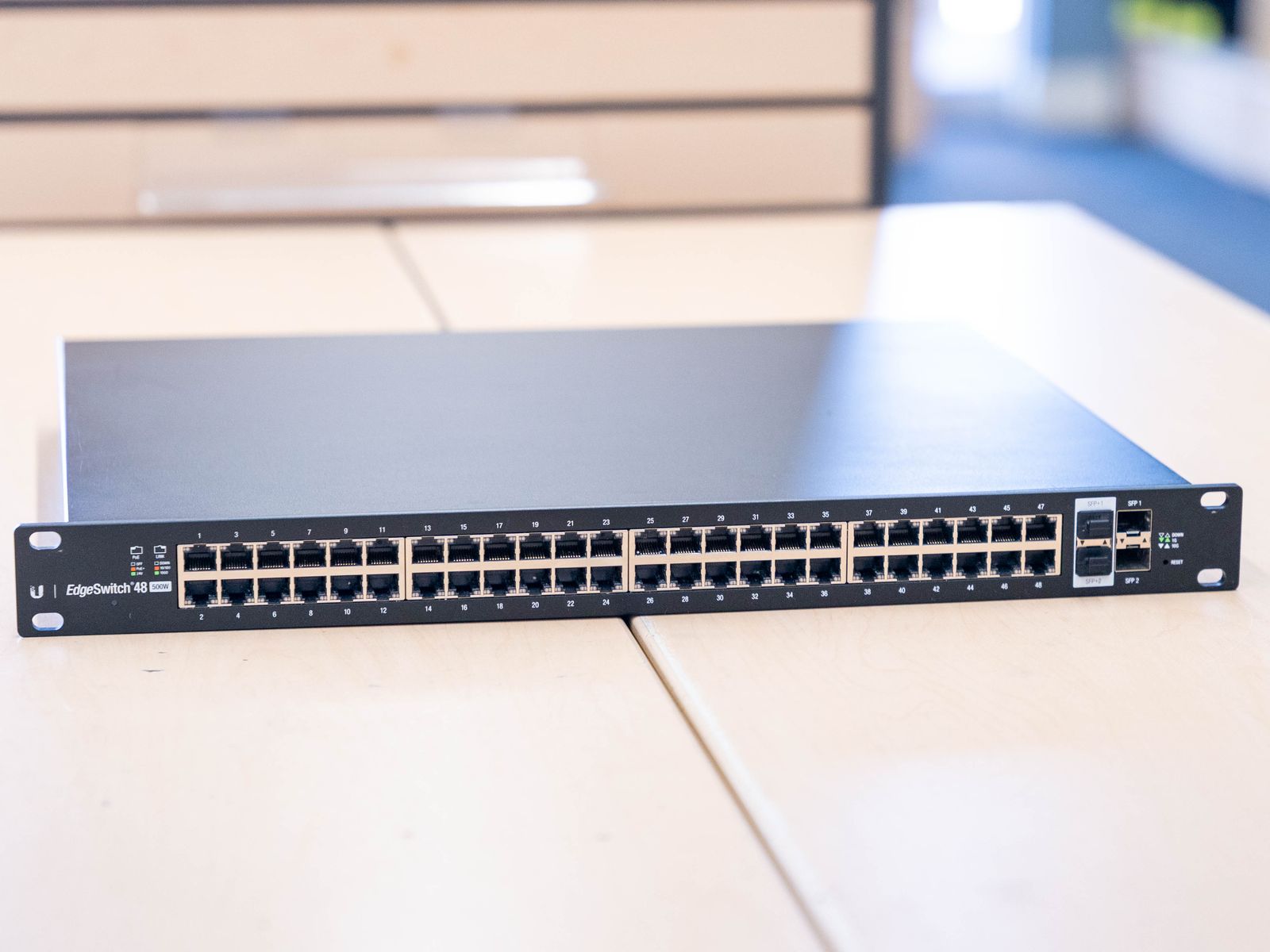 Ubiquiti EdgeSwitch 48 Port 500W PoE Switch