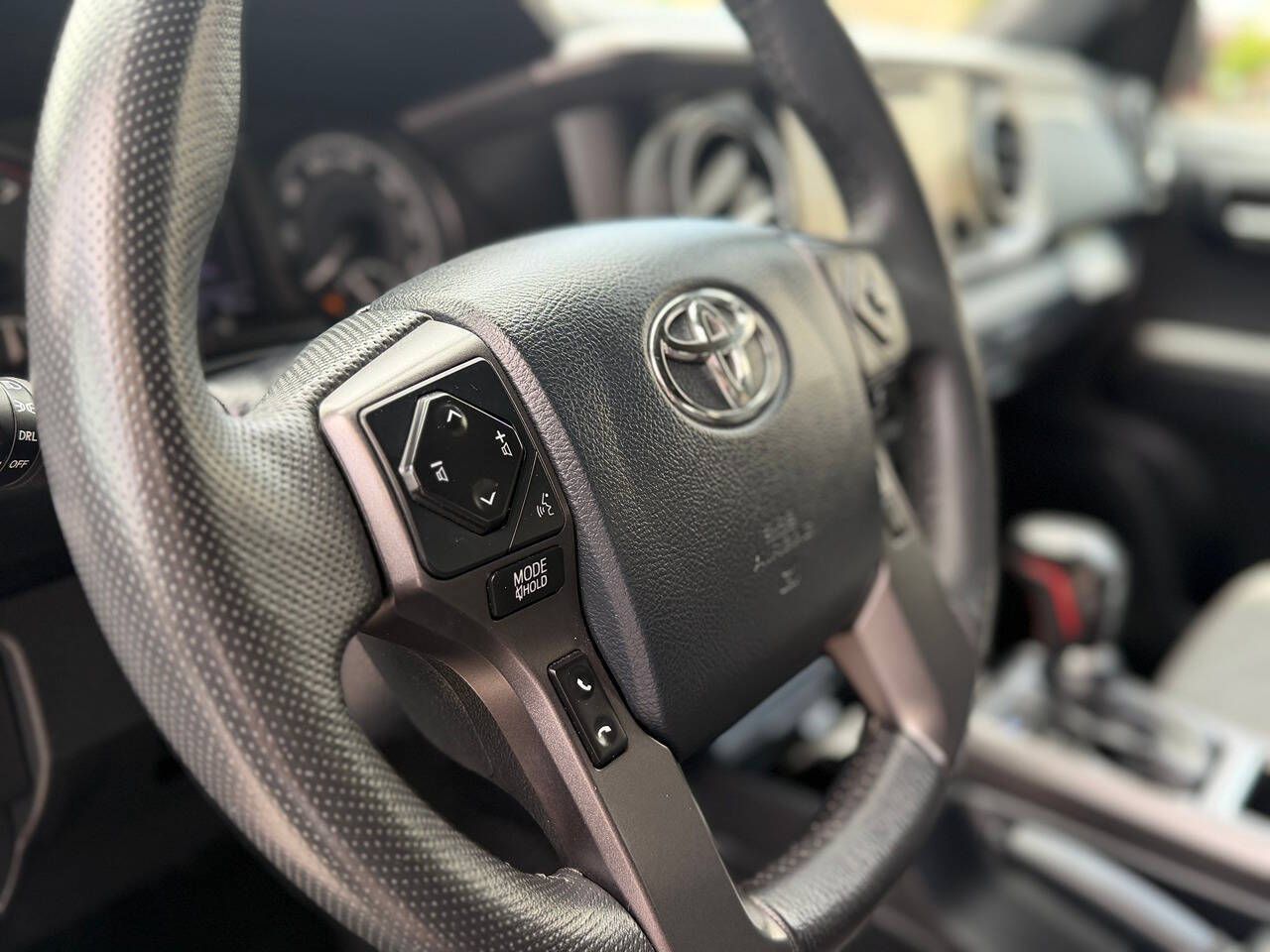 Main image 13