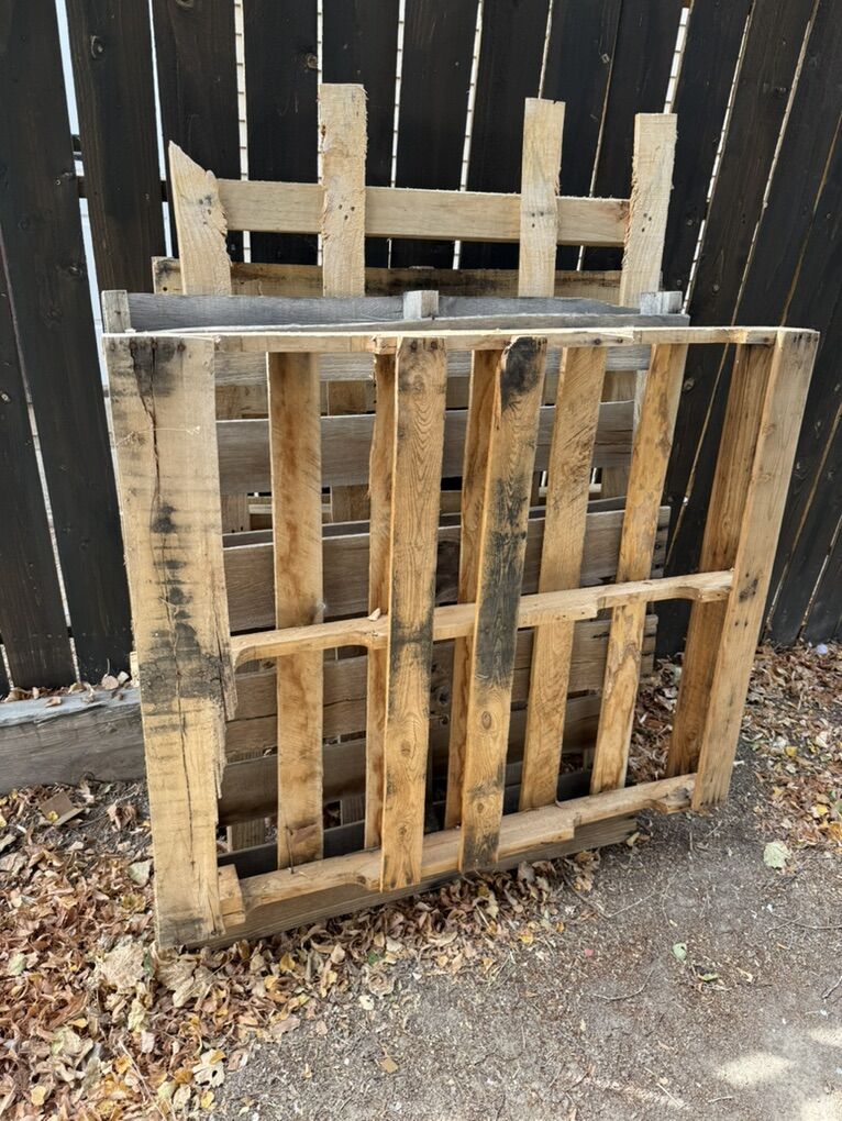 Free pallets