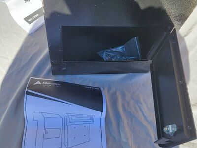 Ulitmate Drop Box with Keys New