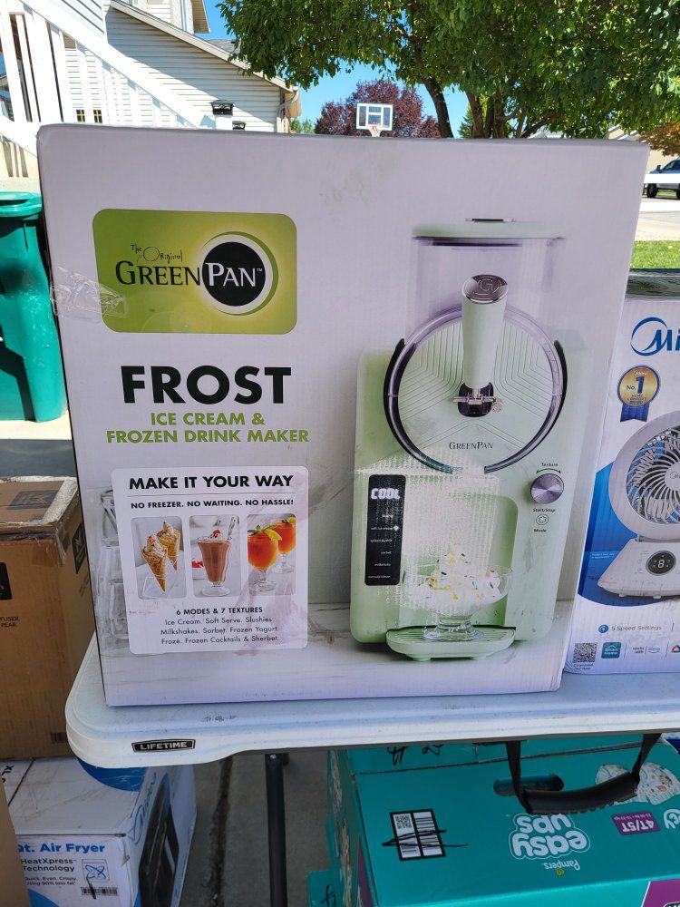 GreenPan Frost Ice Cream & Frozen Drink Maker ** 64oz