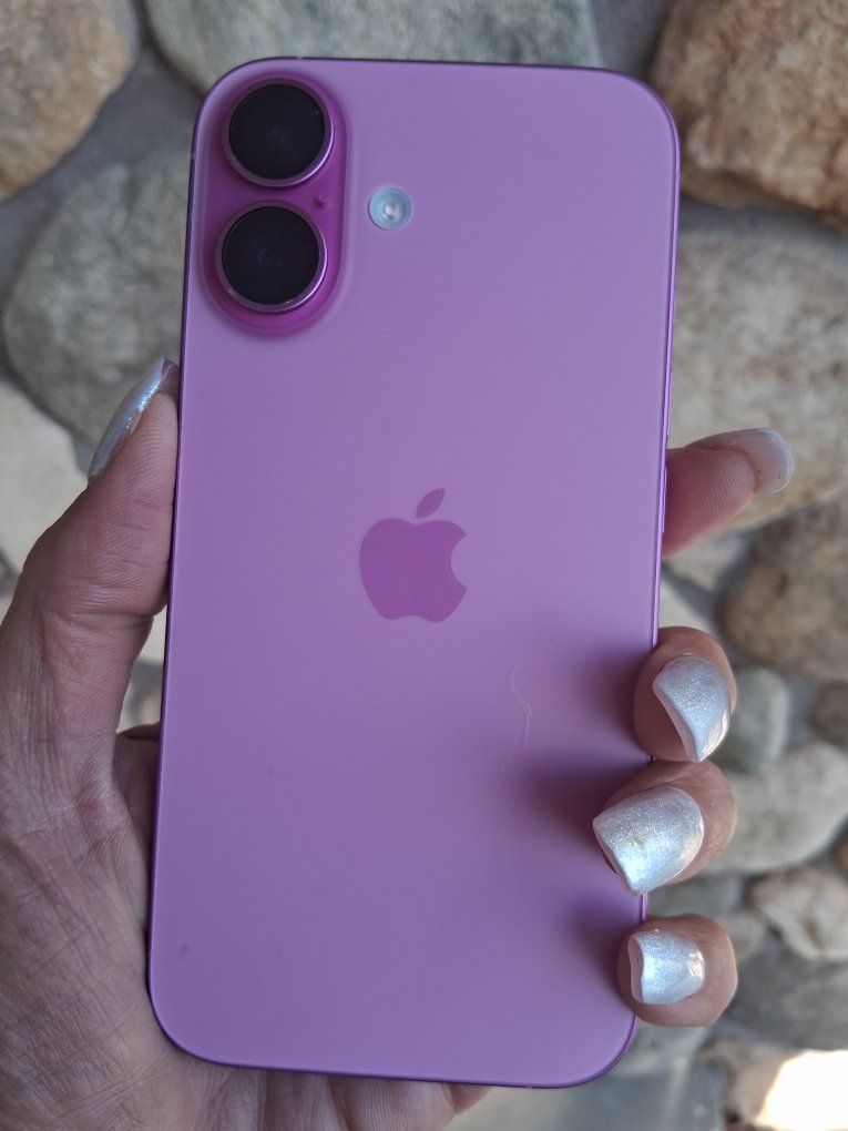 Apple iPhone 16. 128 GB hot pink