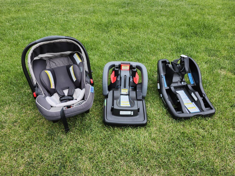 Graco SnugRide SnugLock 35 Elite Infant Car Seat + 2 Bases - $120 OBO