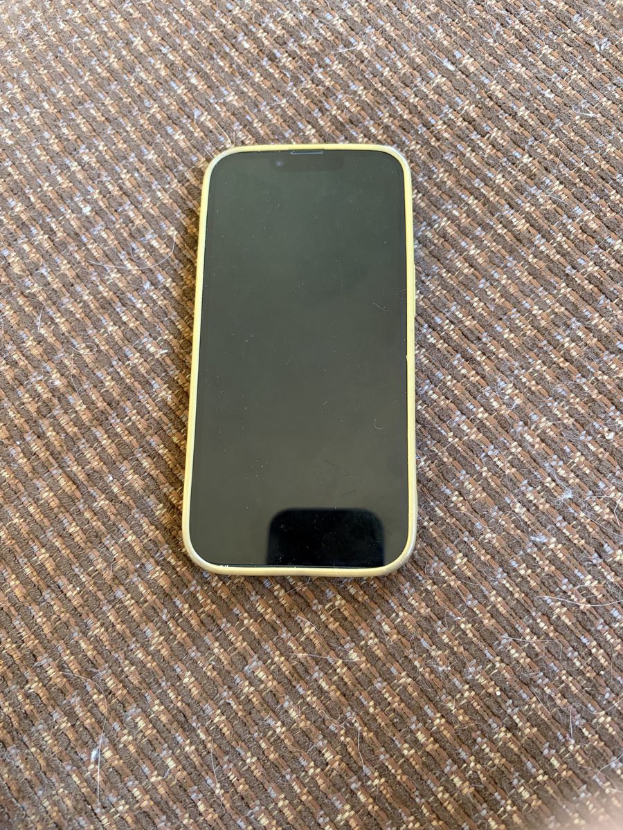 Apple iPhone 14 128GB Dark Blue - Scratched Screen, Working Camera