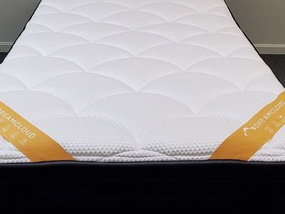 Twin XL, Dreamcloud Premier Rest, Memory Foam, Excellent Condition