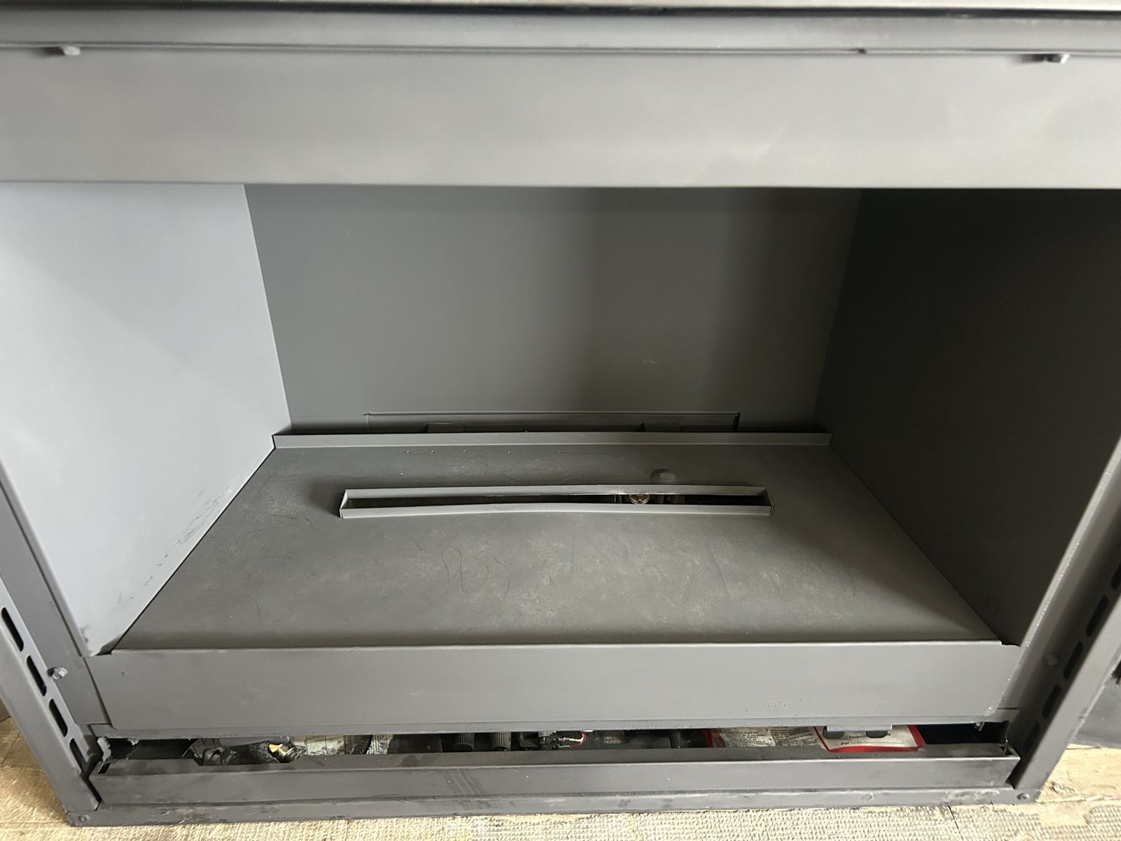 Main image 3