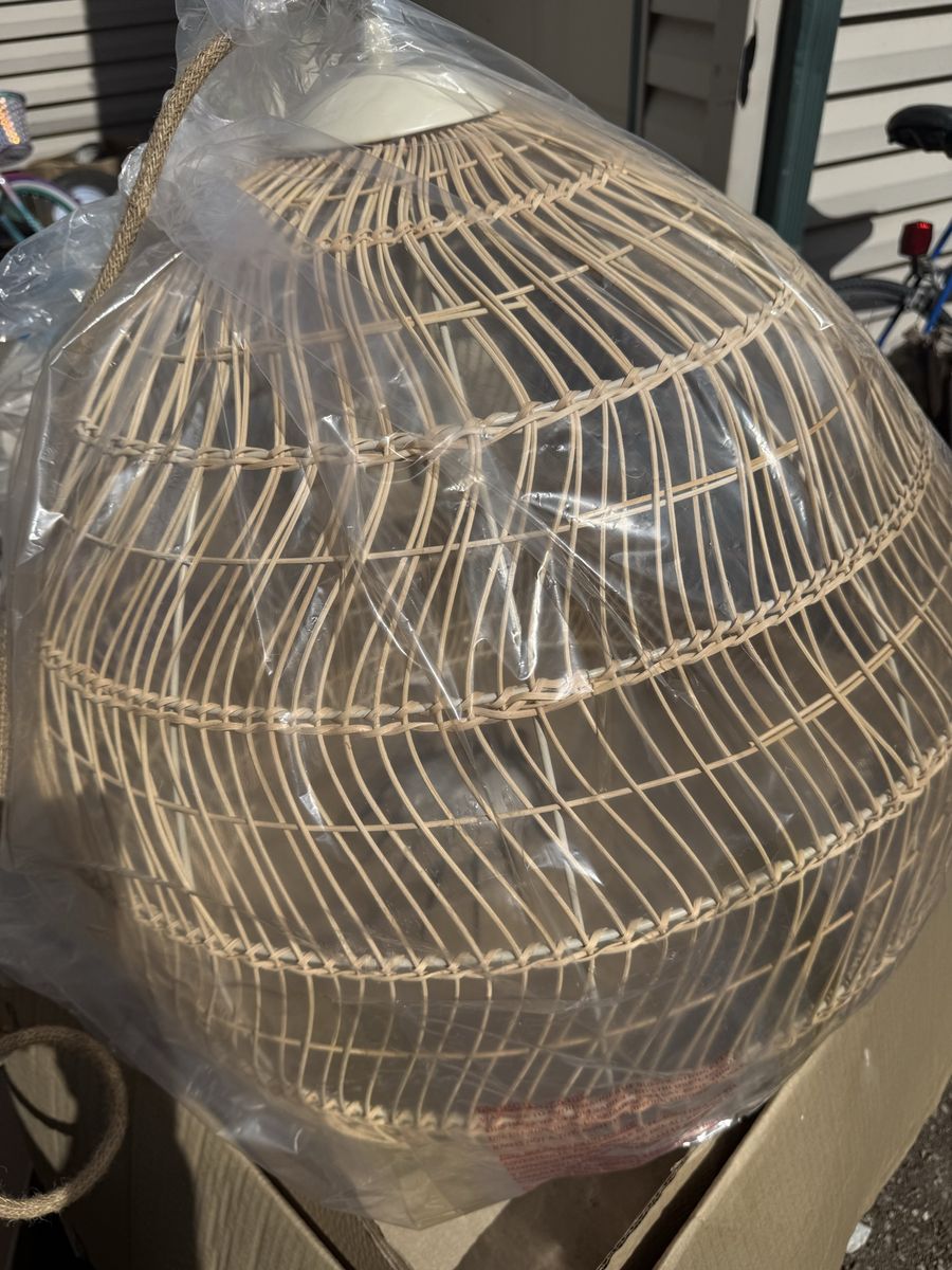 2 wicker light pendants.