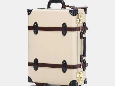 SteamLine Luggage--The Architect. Brand New / Never Used (in shipping packaging)