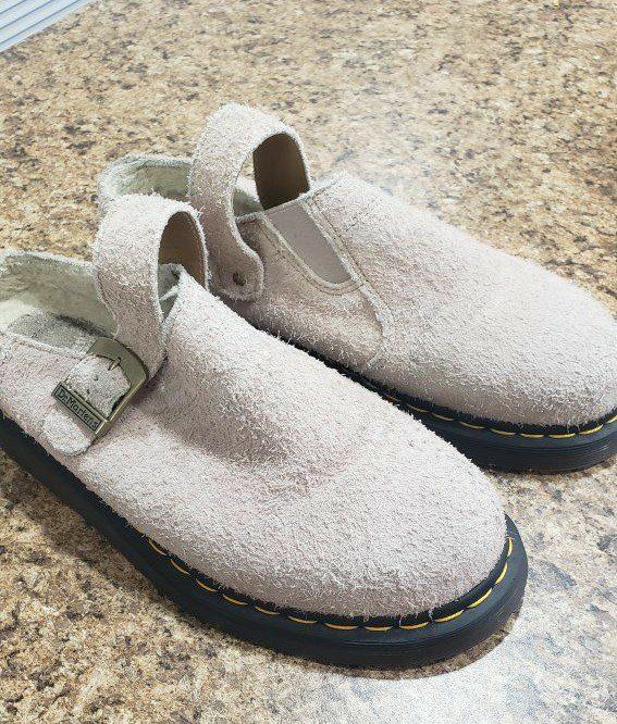 Size 8 Men's Doc Martens