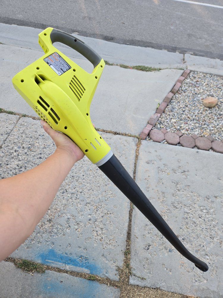 RYOBI 18V ONE+ Cordless Leaf Blower - P2108 - Tool Only