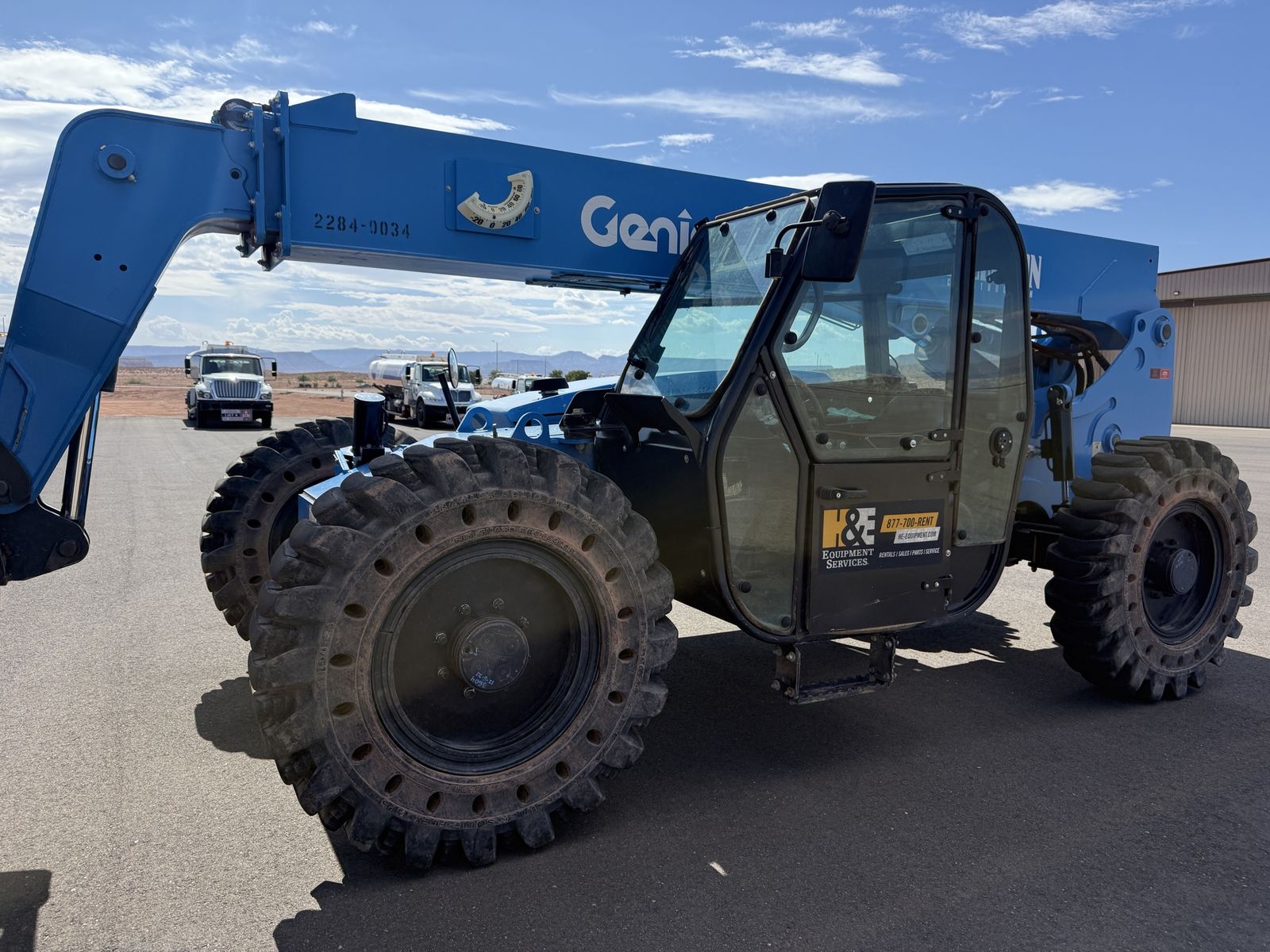 2014 Genie GTH-844 Telegandler