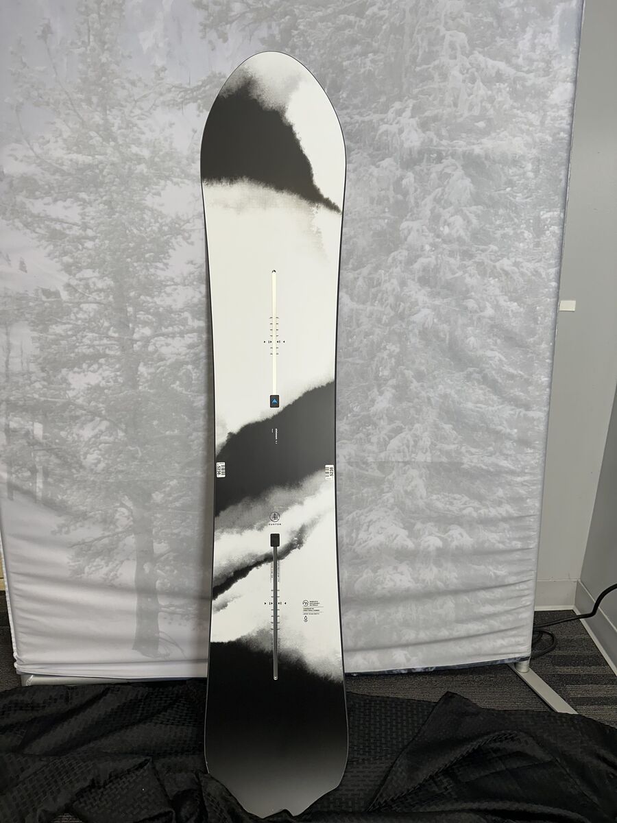 Lightly Used 2025 Burton Alekesam Family Tree 152