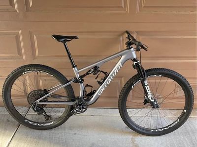 2026 Specialized Epic 8 Pro + Flight Attendant (Medium)