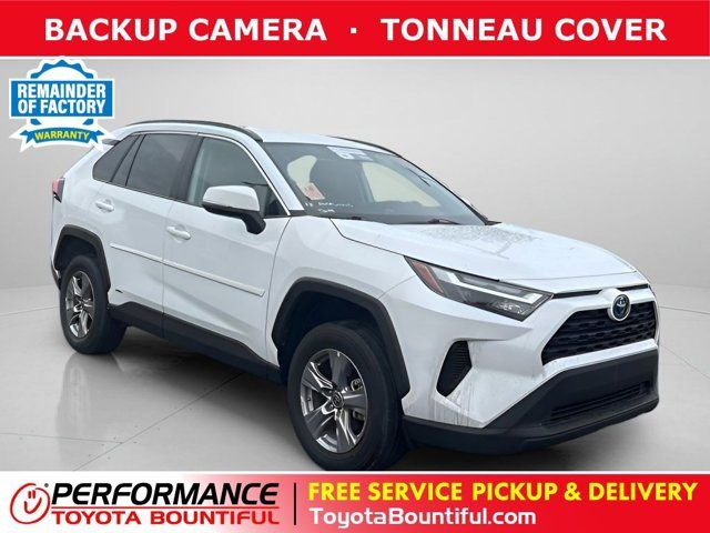 2024 Toyota RAV4 LE