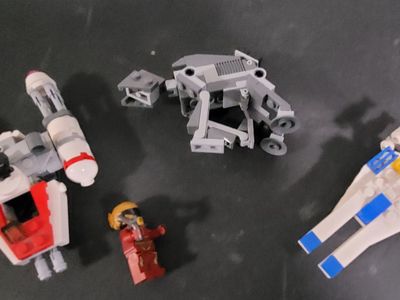 3 Small star wars lego sets all for $15