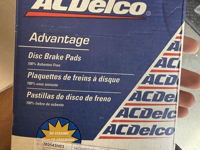 ACDelco Advantage Ceramic Disc Brake Pad Set 14D976CHF1 Fits 5th gen 4Runner