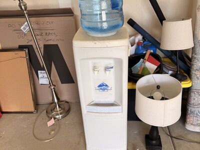 Used But OperatIng Water Dispenser