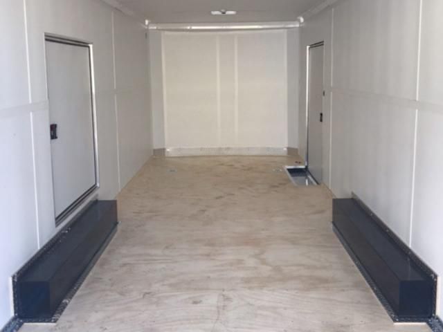 Main image 7