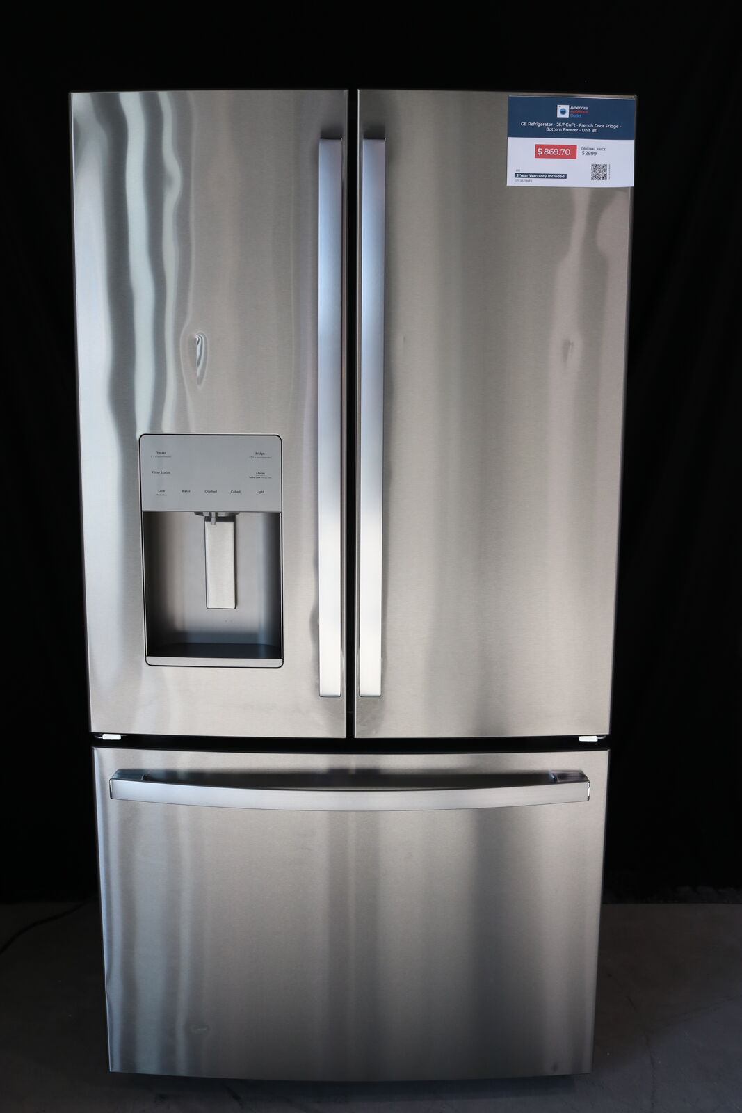 GE Refrigerator - 25.7 CuFt - French Door Fridge - Bottom Freezer - Unit B11
