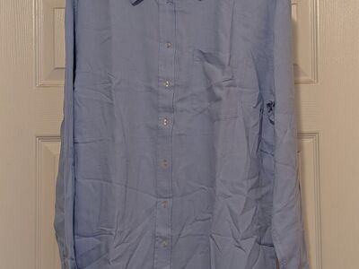 Women's Size: Med Shirts (Several Listed)