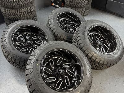 BRAND NEW 20x12 "triton" 8x6.5 35x12.50 Amp A/T