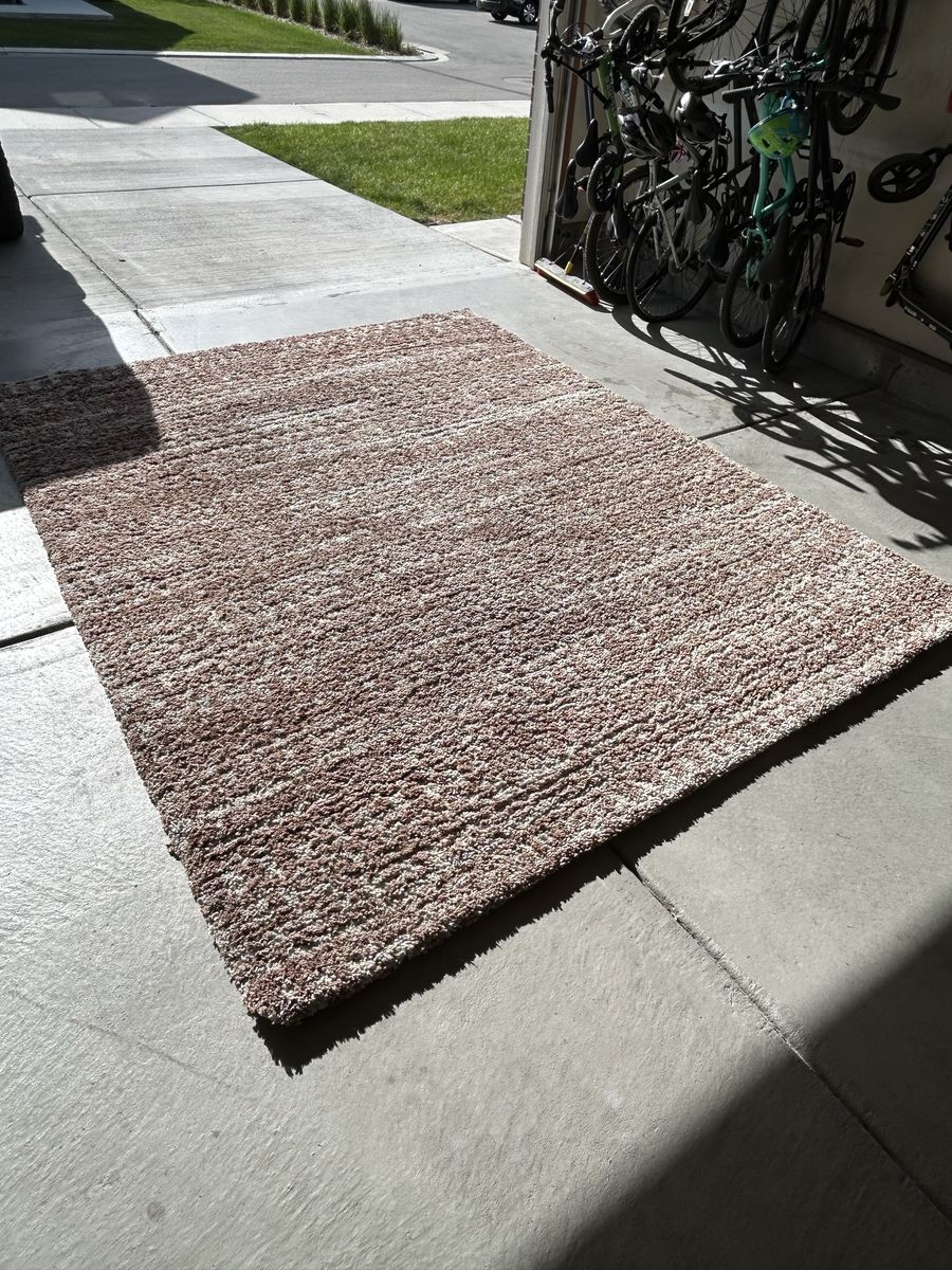 Thomasville Bali 7’10 x 10’ area rug