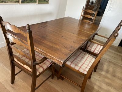 Classic Wood Table/Chairs/Bench and Leaves