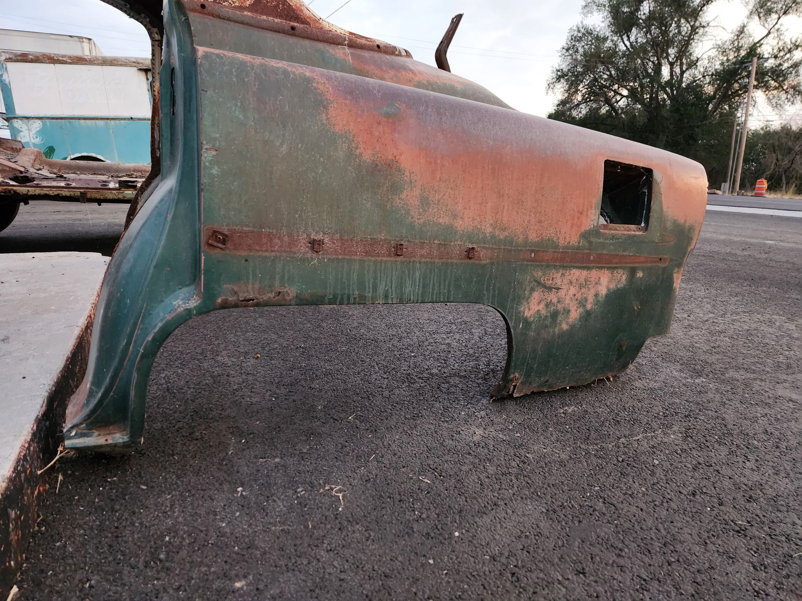 Main image 6