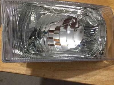 # Headlight fits Ford Super Duty