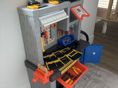 Step2 Kids Toy Workbench Playset with Stanley Jr Tools and Accessories