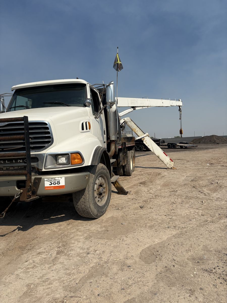 2004 Sterling LT9500 Series 
