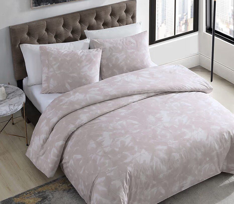 Kenneth Cole King Comforter Set