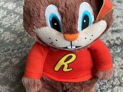 Reese’s Reester 16 Inch Plush Bunny new 2018