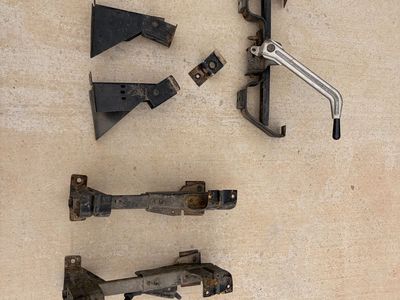 Blazer seat brackets
