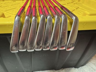 TaylorMade P7TW Tiger Woods Iron Set 3-PW - Stiff Flex Steel Shafts with Presentation Box