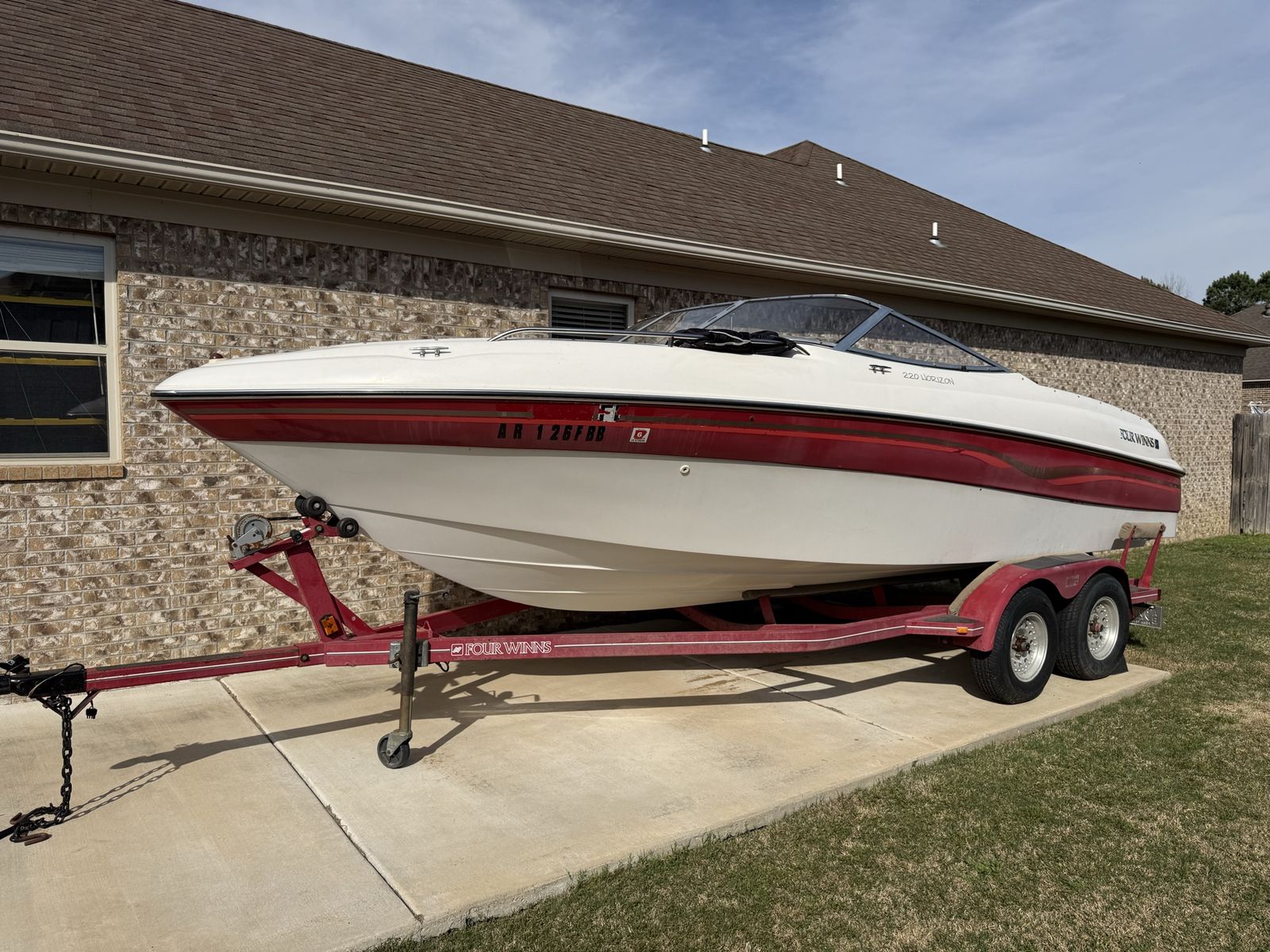 1997 Four Winns 220 Horizon