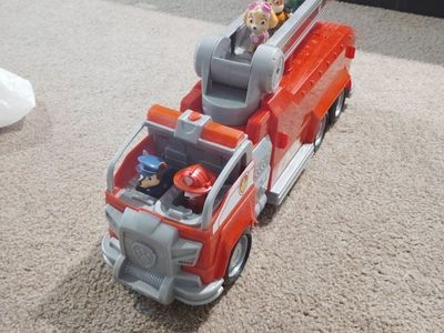 paw patrol fire truck
