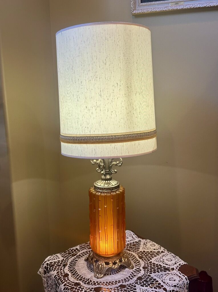 MCM 3 Way Lamp With Textured Glass