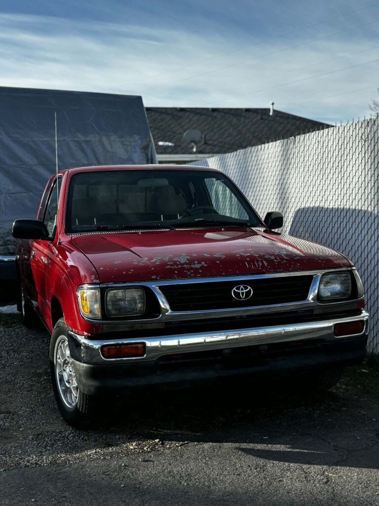 1995 TOYOTA TACOMA SR5