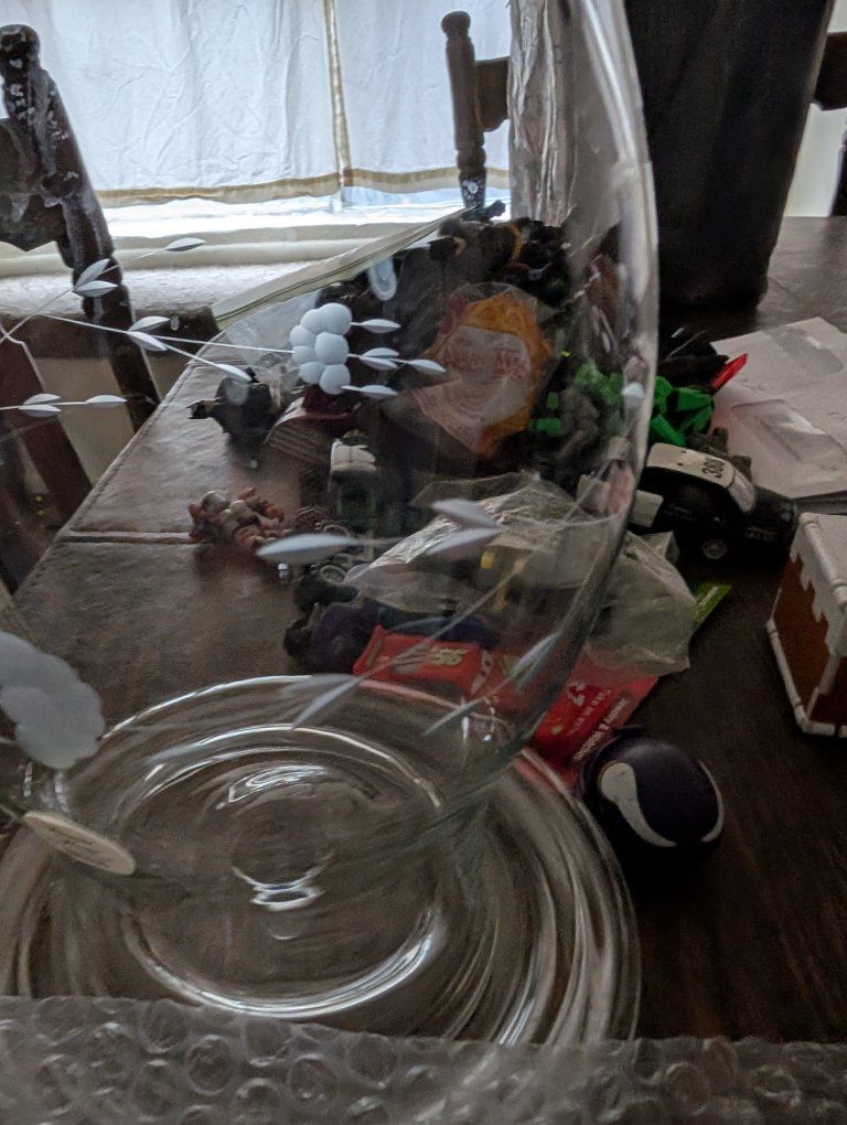 Main image 6